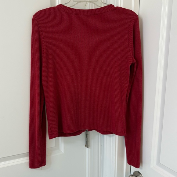 Button-Up Cardigan - Picture 2 of 5